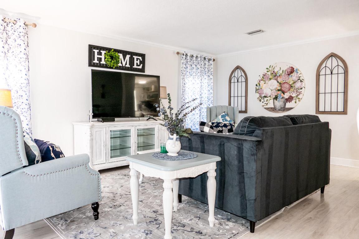 Pinelake Village - Residential