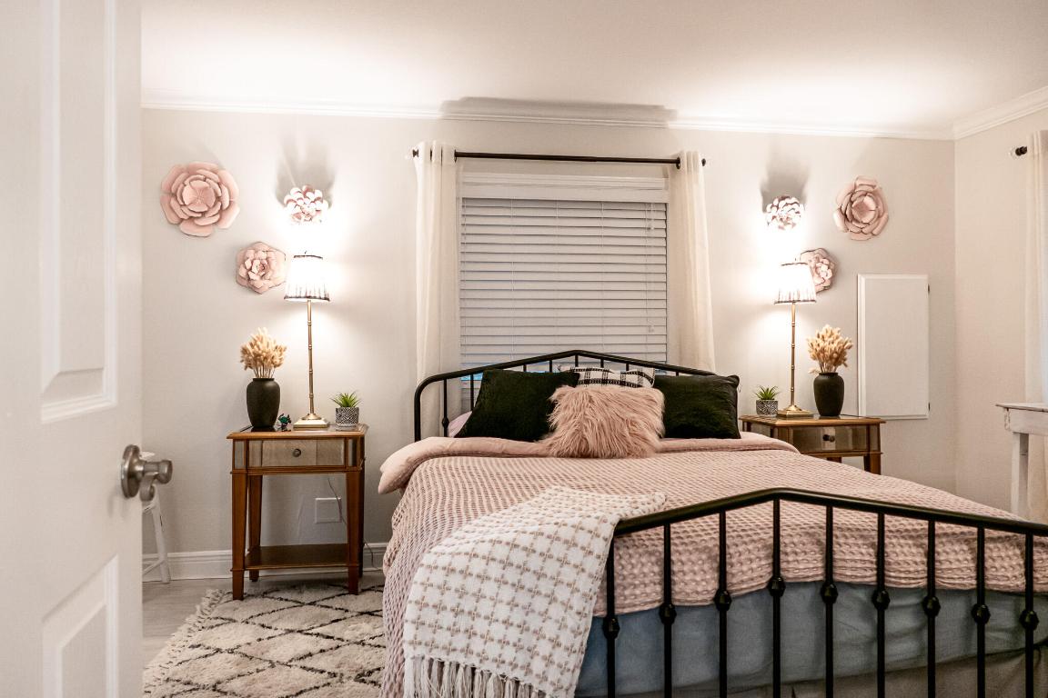 Pinelake Village - Residential