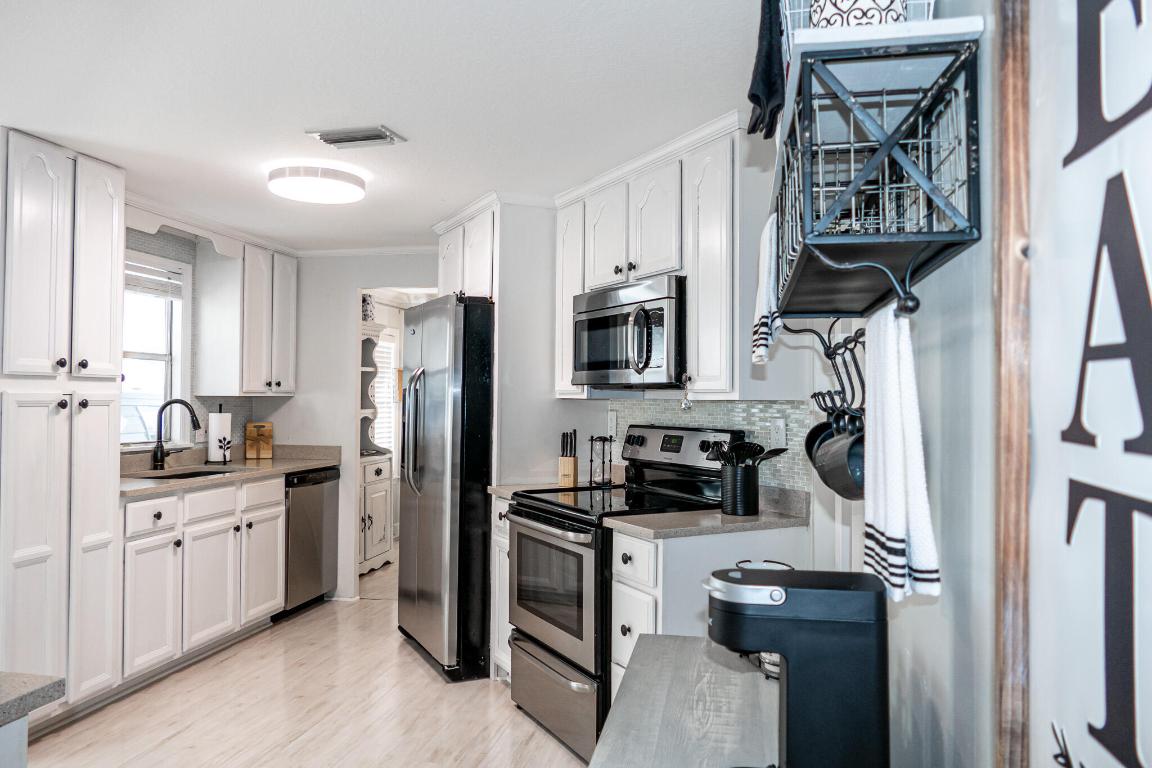 Pinelake Village - Residential