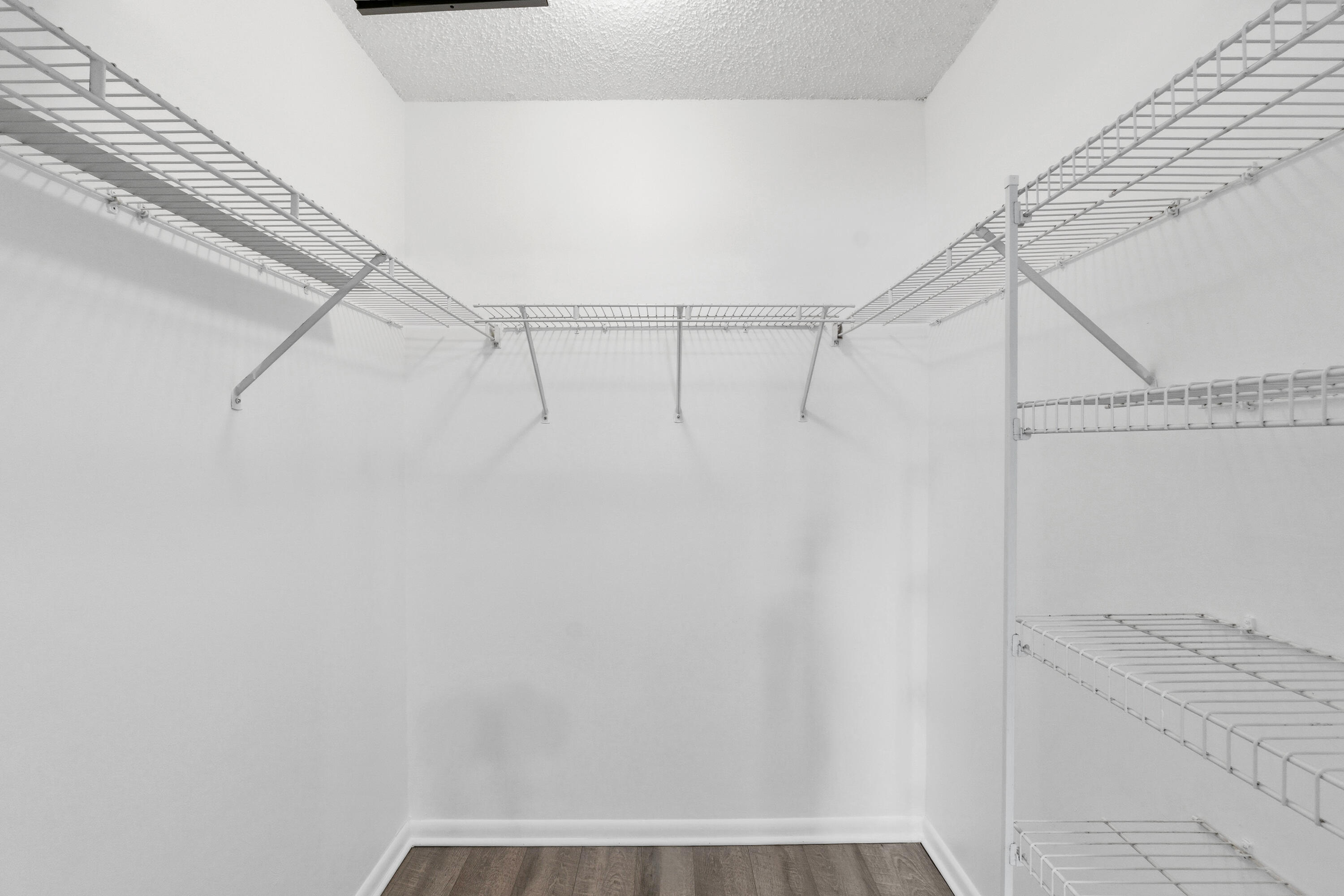 WELDON CONDOMINIUM G - Residential Lease