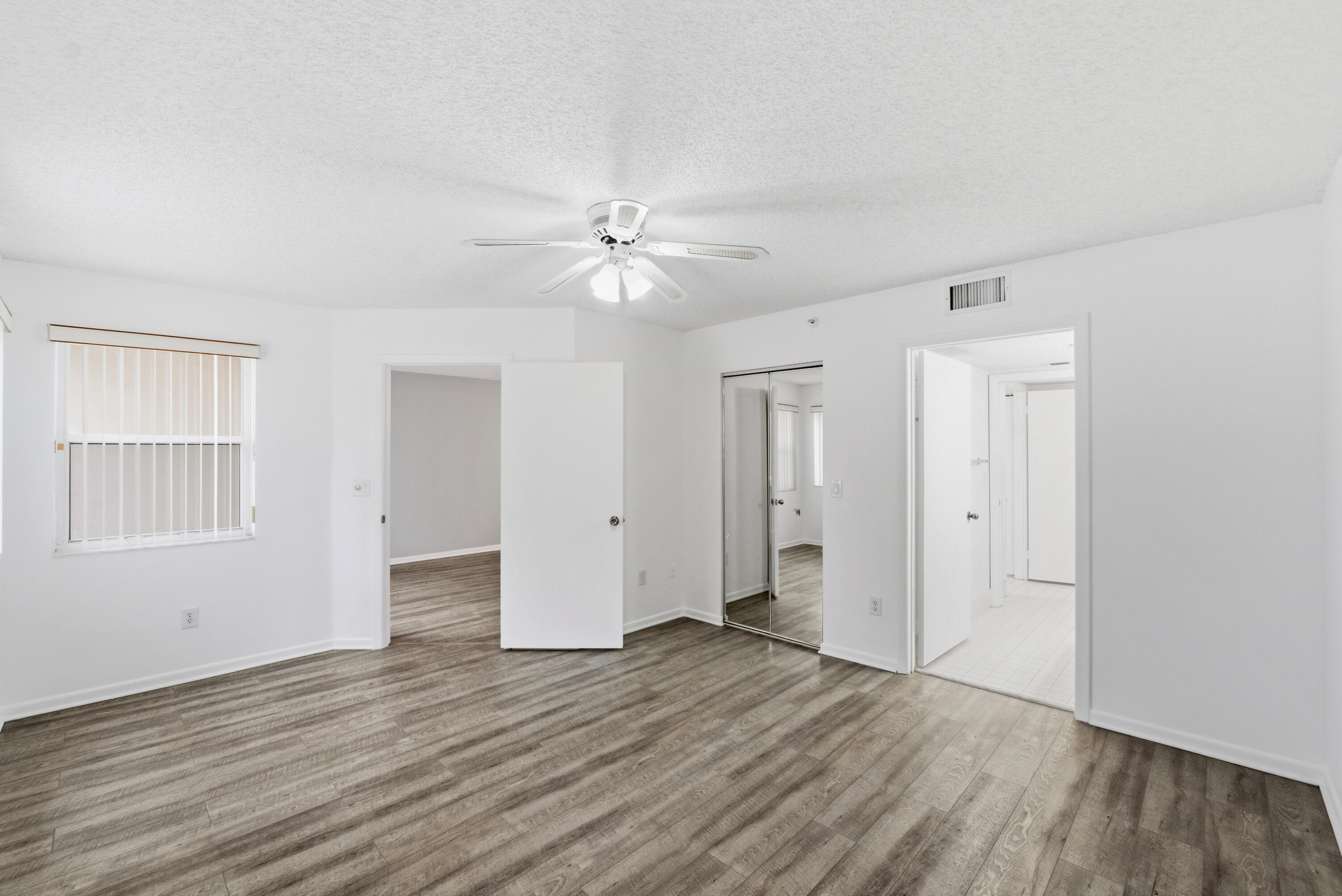 WELDON CONDOMINIUM G - Residential Lease