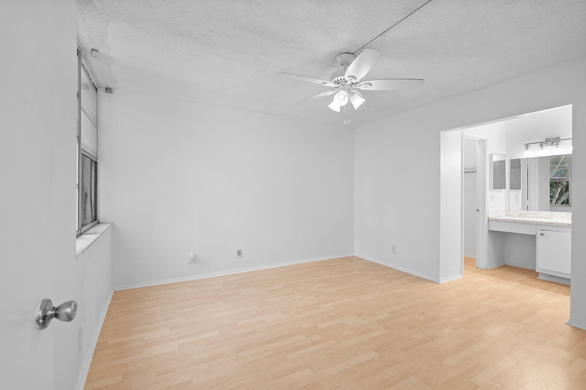 LIVE OAK CONDO NINE - Residential