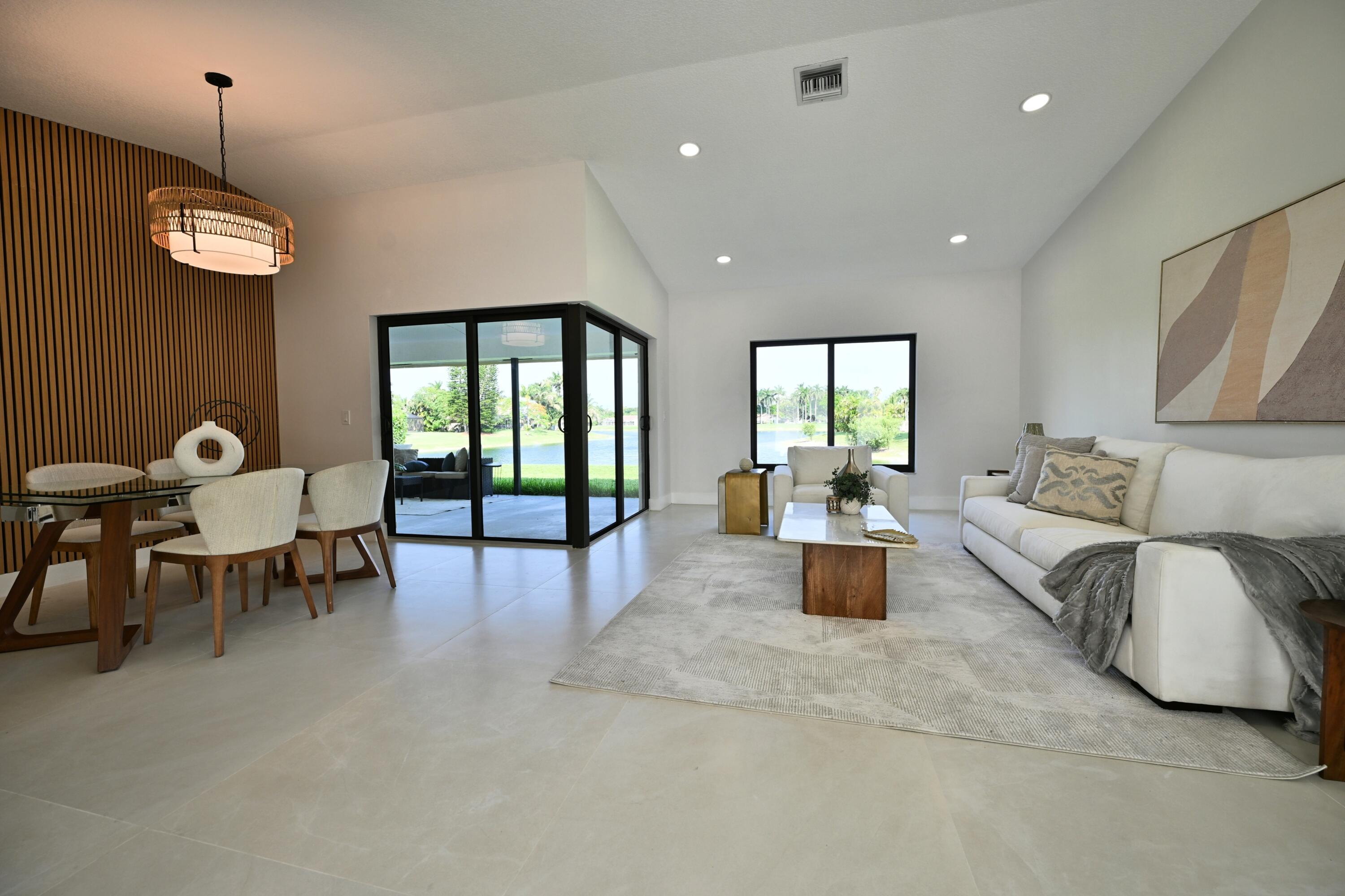 11741 Island Lakes Lane