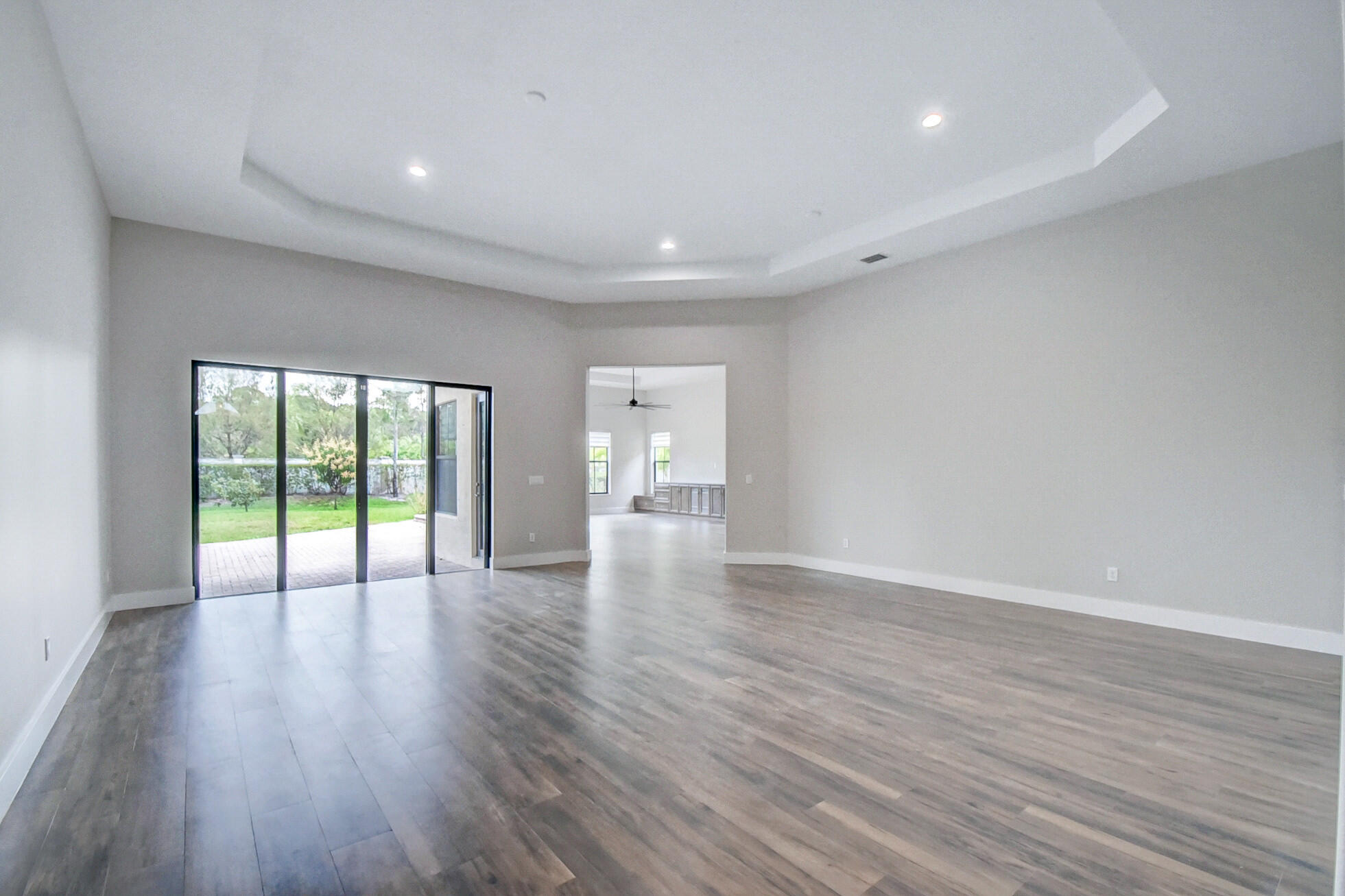 OSPREY OAKS - Residential Lease