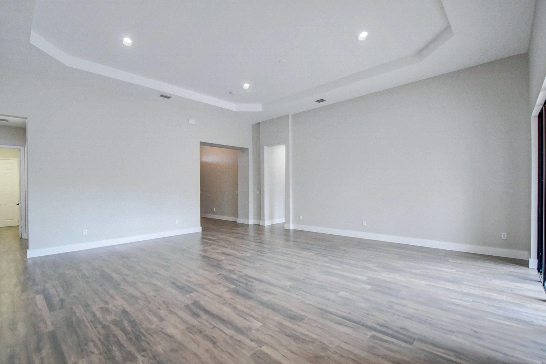 OSPREY OAKS - Residential Lease