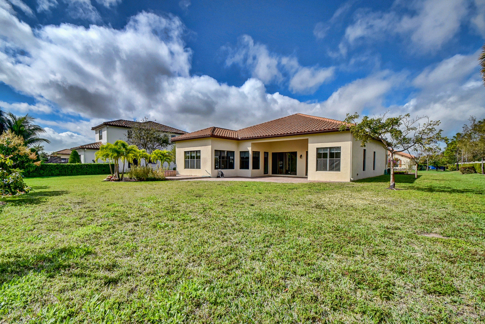 OSPREY OAKS - Residential Lease