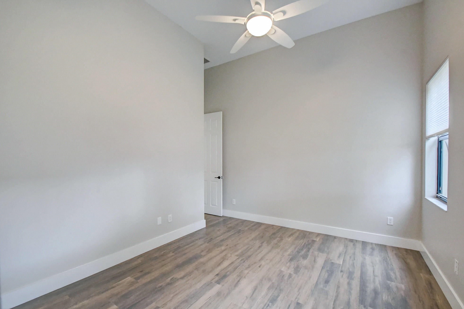 OSPREY OAKS - Residential Lease