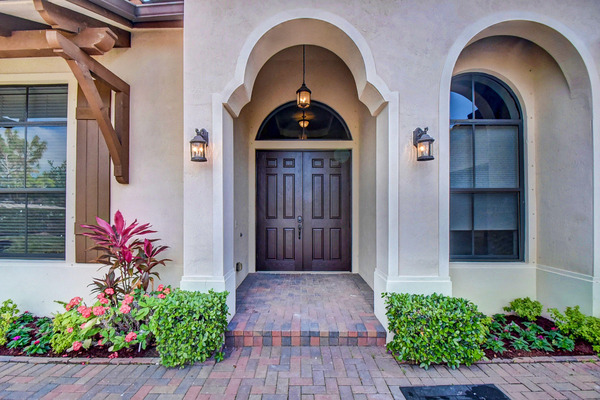 OSPREY OAKS - Residential Lease