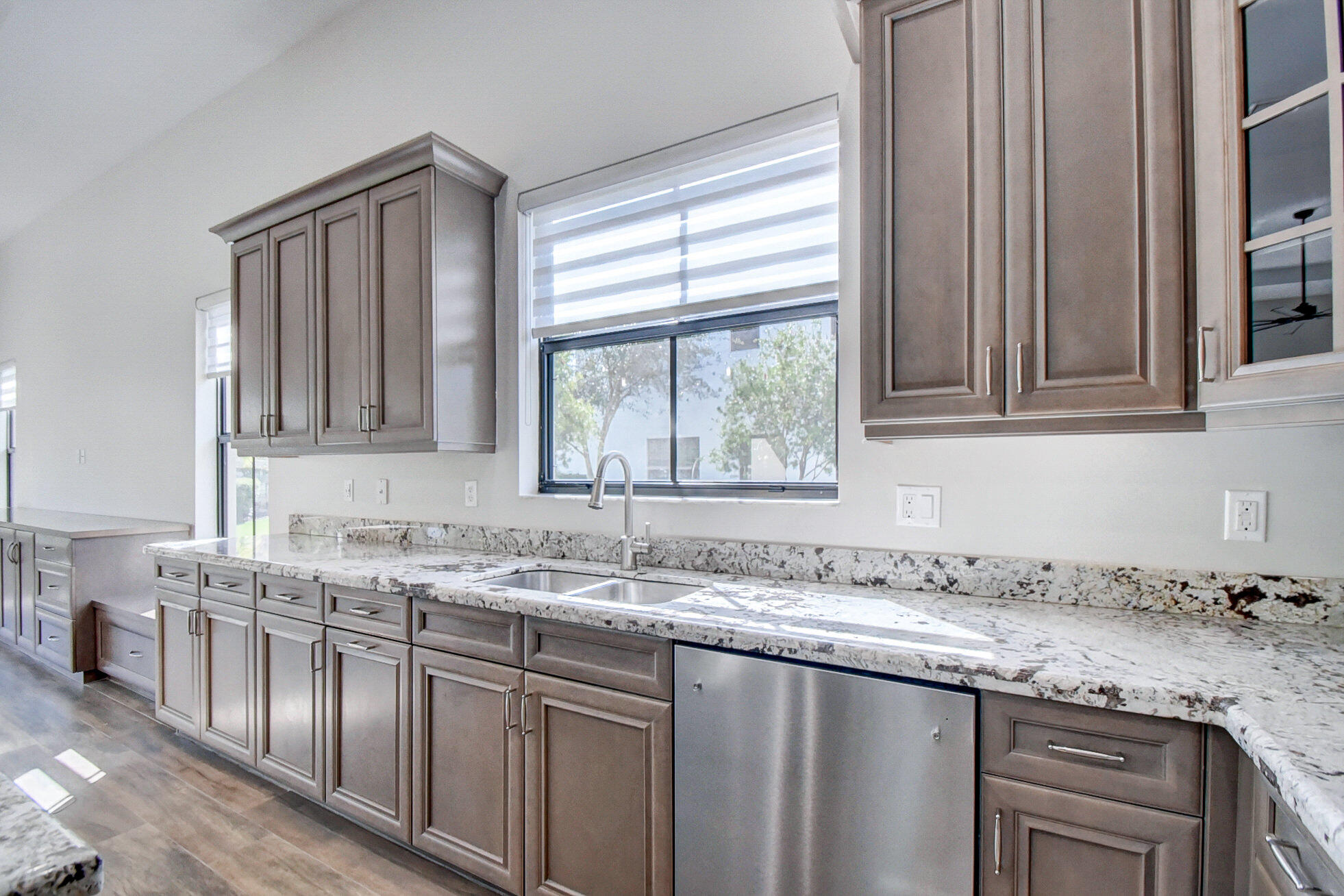 OSPREY OAKS - Residential Lease