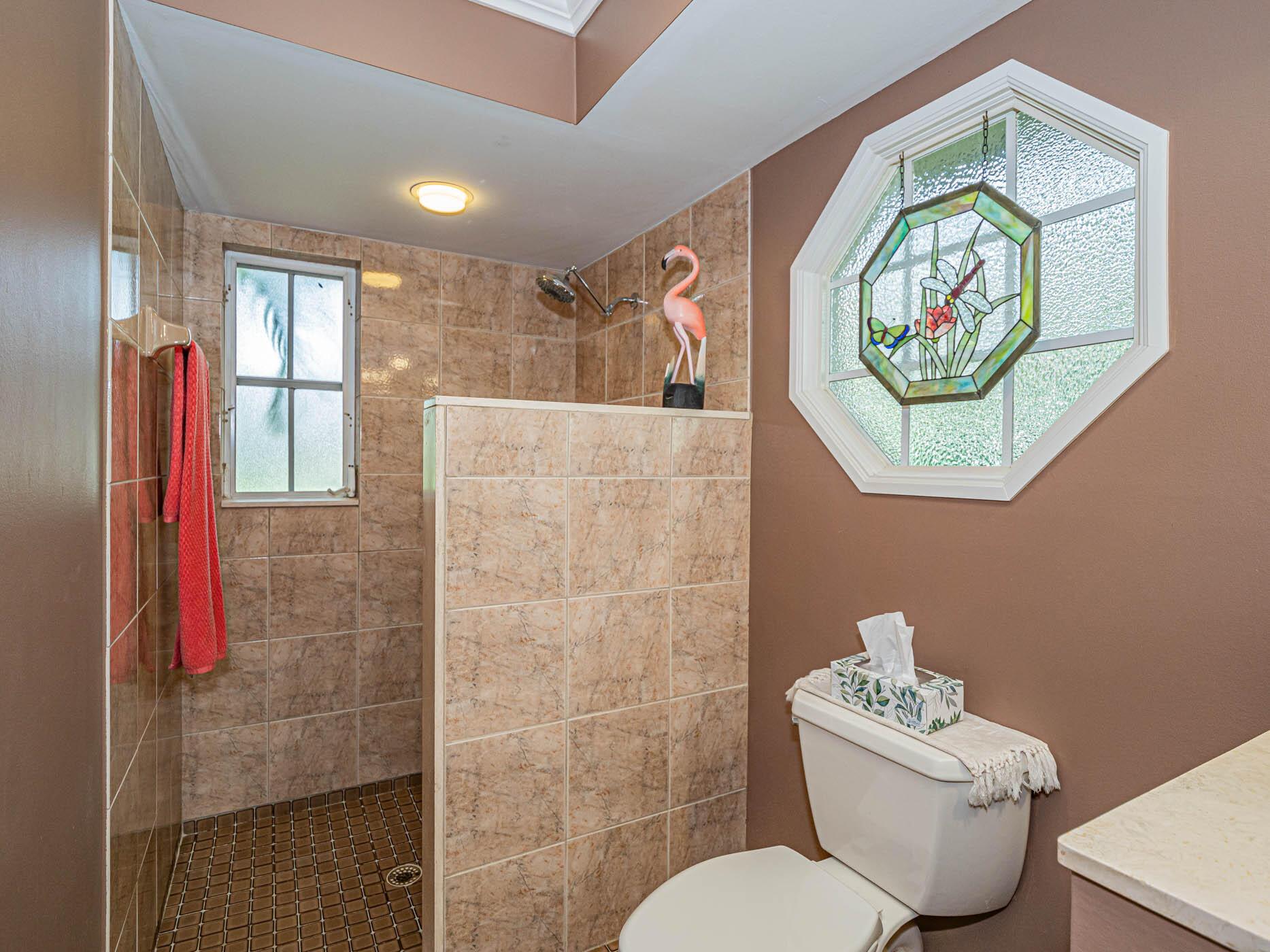 COLONIAL TERRACE - Residential