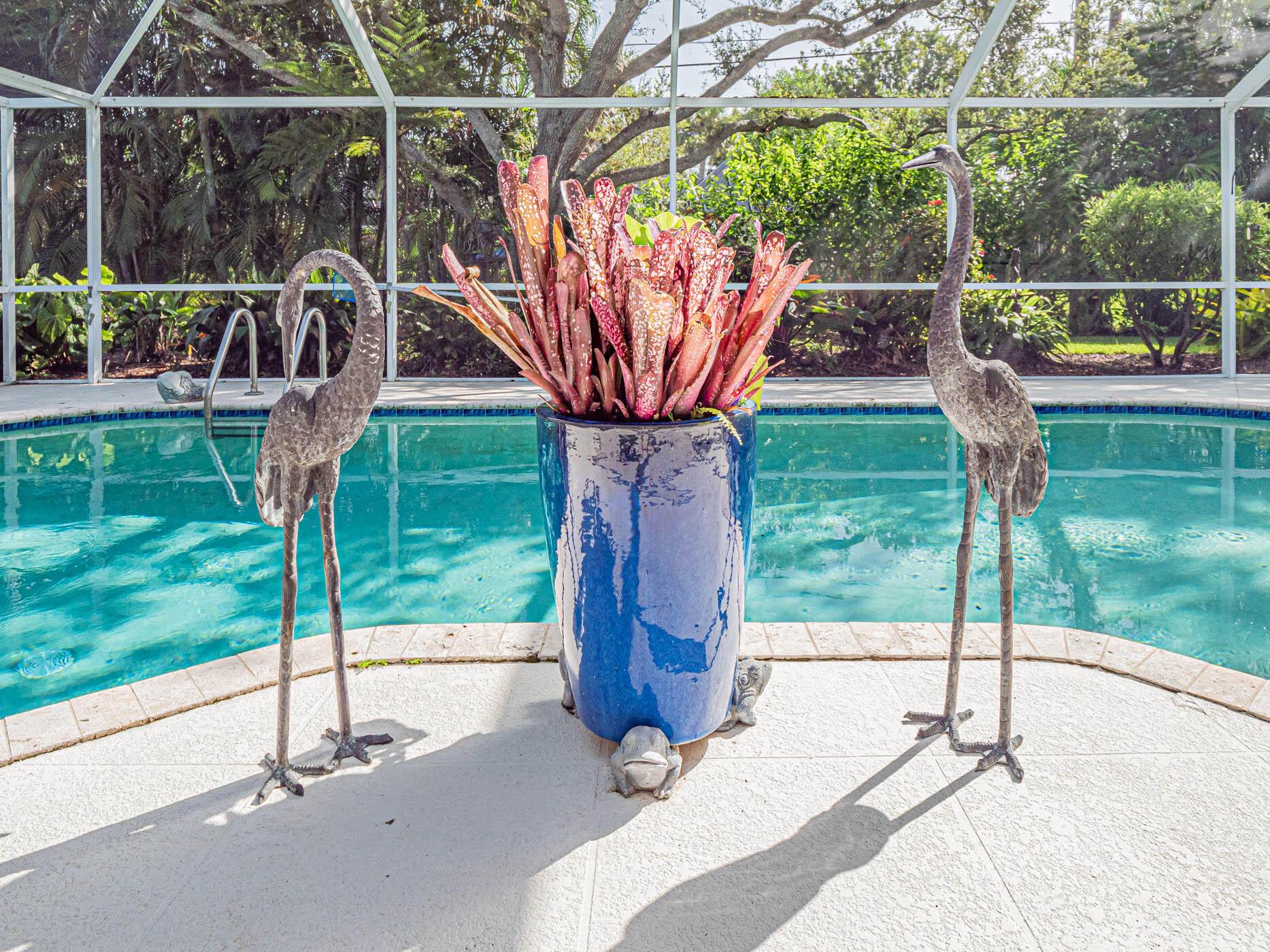 COLONIAL TERRACE - Residential