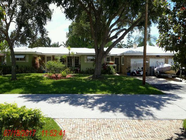 Photo of 370 SE 14TH Avenue, Pompano Beach, FL 33060 (MLS # B26080217)