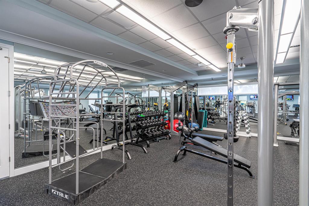 VALENCIA ISLES 1 - Residential