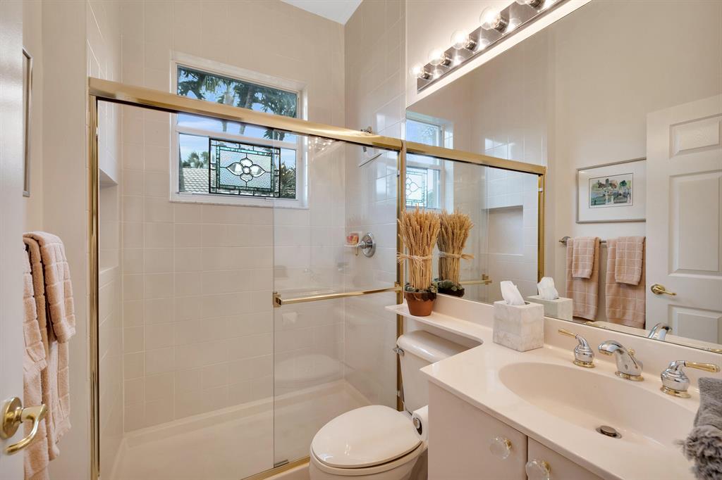 VALENCIA ISLES 1 - Residential