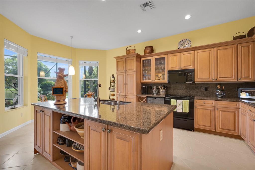 VALENCIA ISLES 1 - Residential