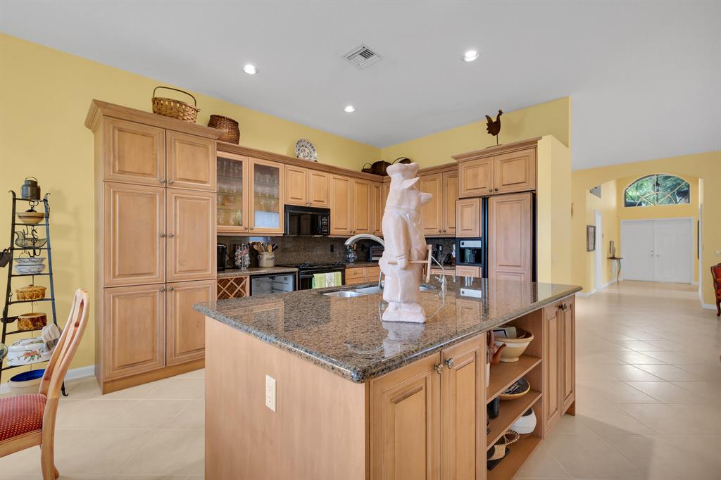 VALENCIA ISLES 1 - Residential