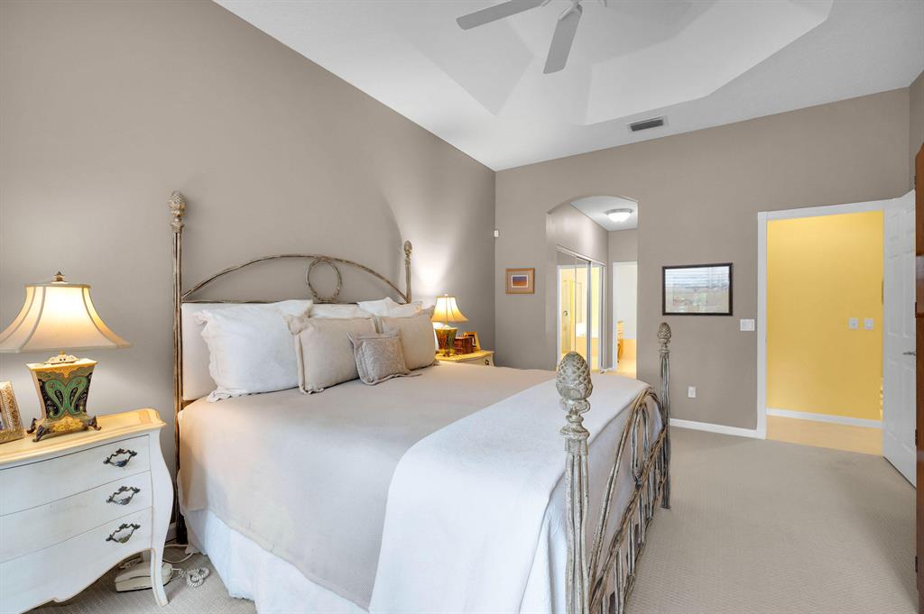 VALENCIA ISLES 1 - Residential