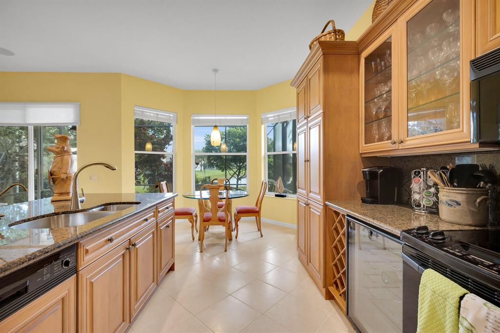 VALENCIA ISLES 1 - Residential