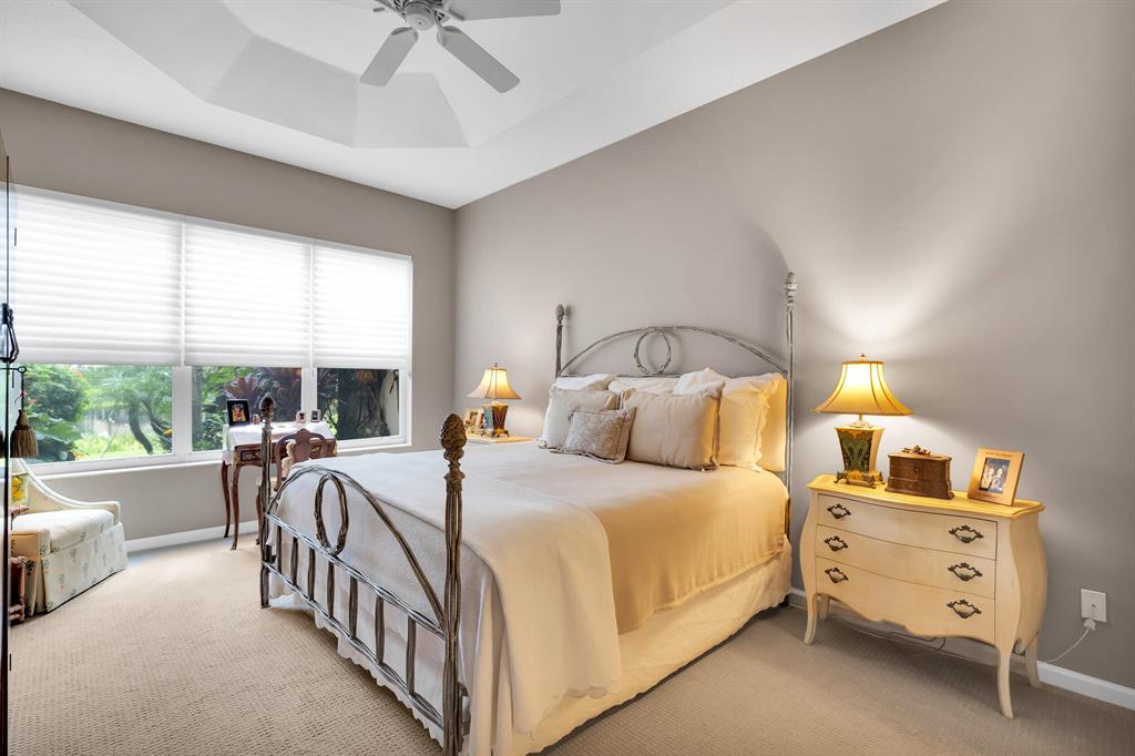 VALENCIA ISLES 1 - Residential