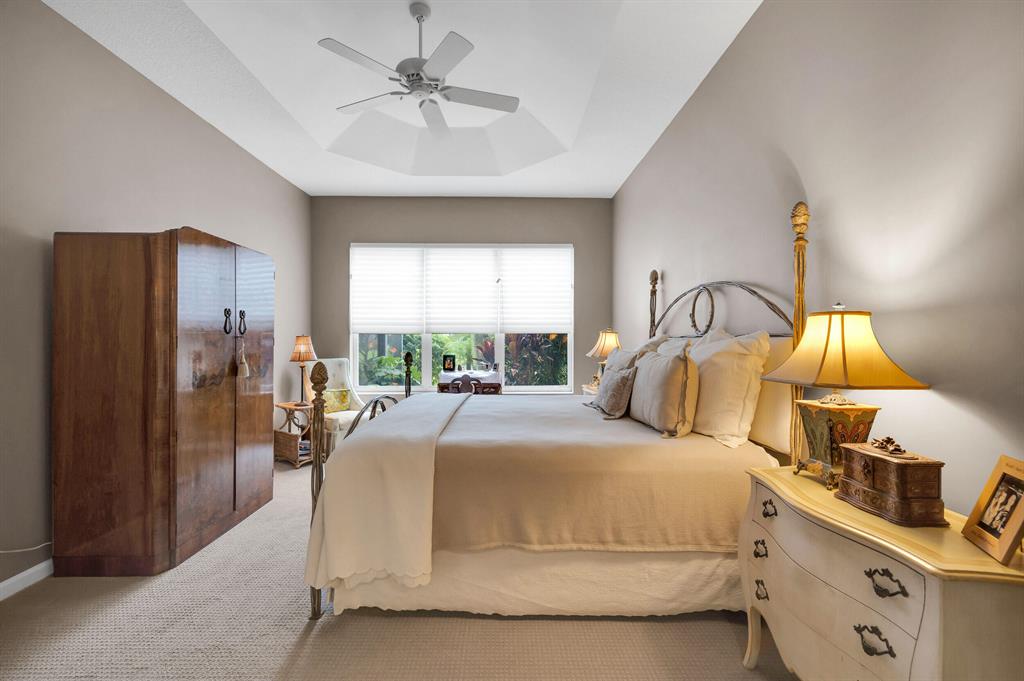 VALENCIA ISLES 1 - Residential