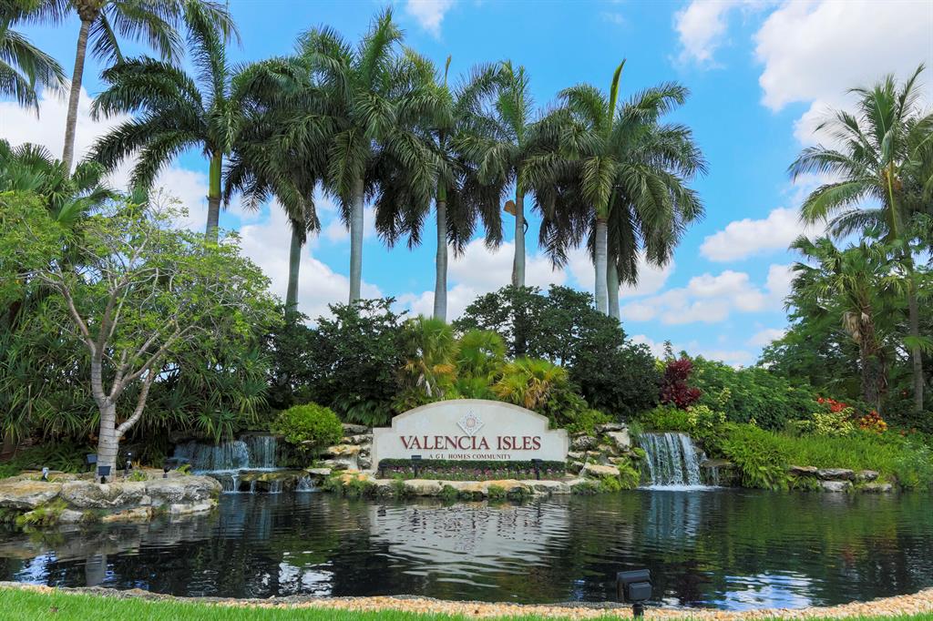 VALENCIA ISLES 1 - Residential