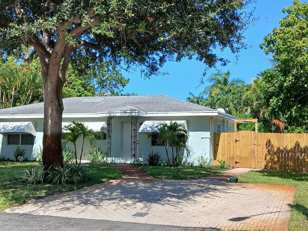 Photo of 1137 NE 9th Avenue #1137 S, Delray Beach, FL 33483 (MLS # R11116216)