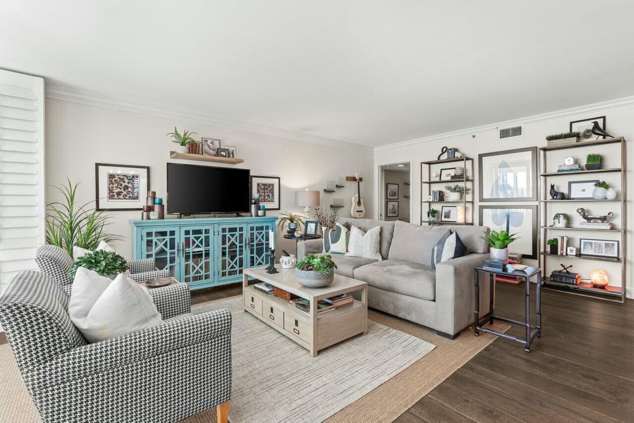 SANDPOINTE BAY CONDO - Residential