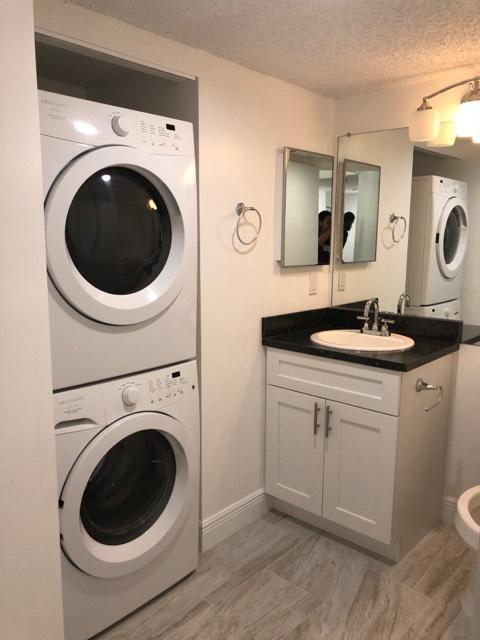 STERLING VILLAGES OF PALM BEACH LAKES CONDO - Residential Lease