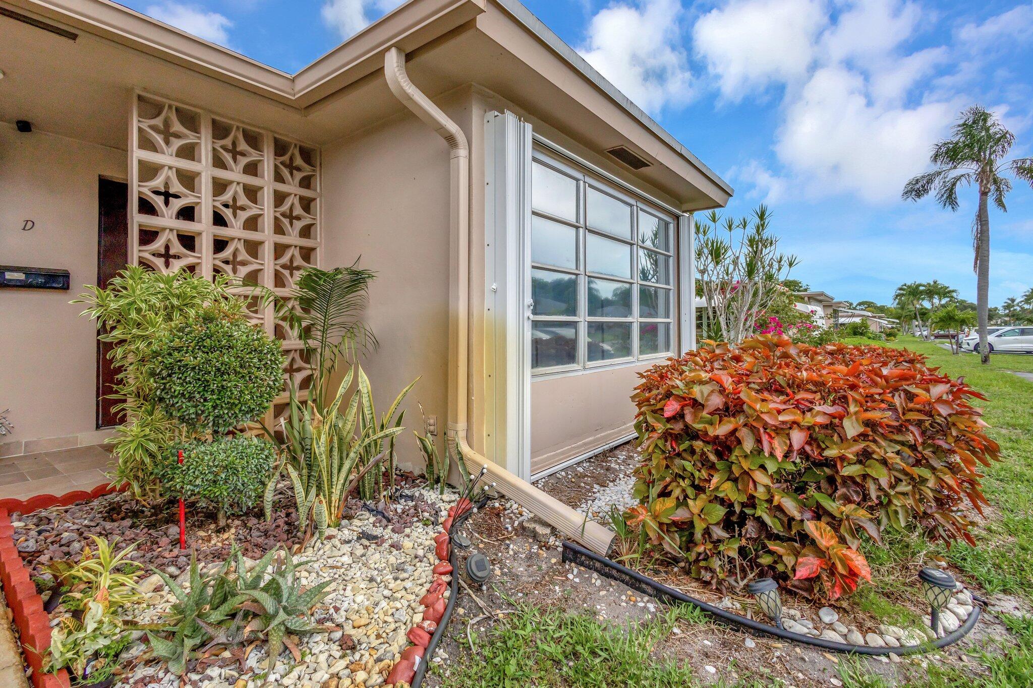 1232 W Club Drive W D