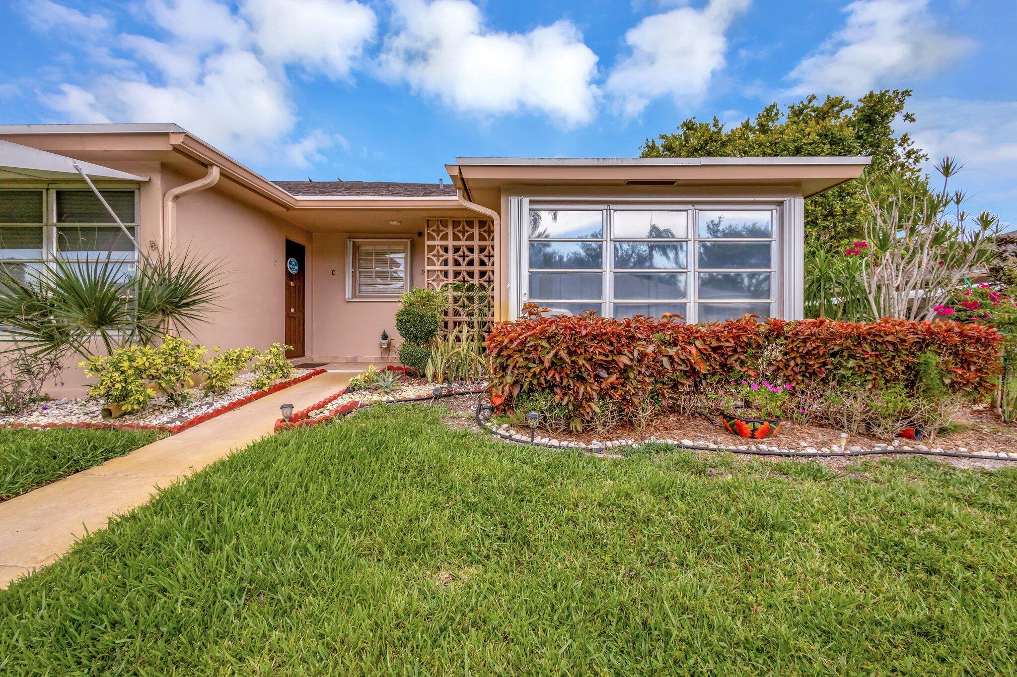 1232 W Club Drive W D