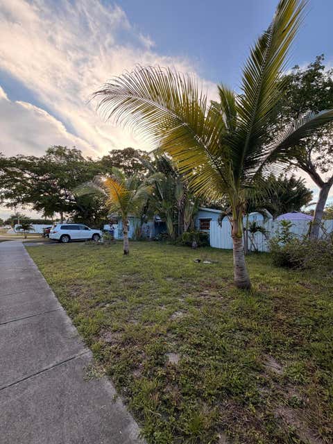 Tiny photo for 81 SW 16th Street, Fort Lauderdale, FL 33312 (MLS # B26044456)