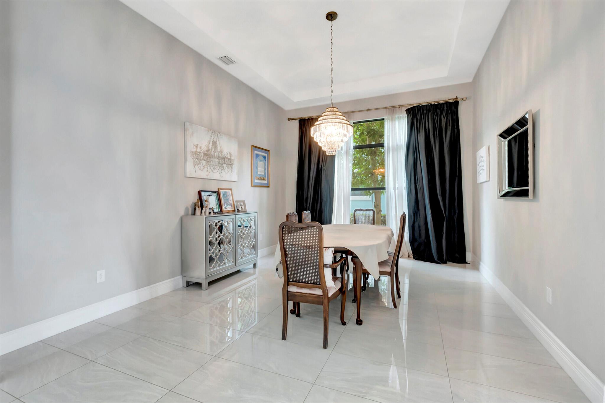 SEVEN BRIDGES - Residential