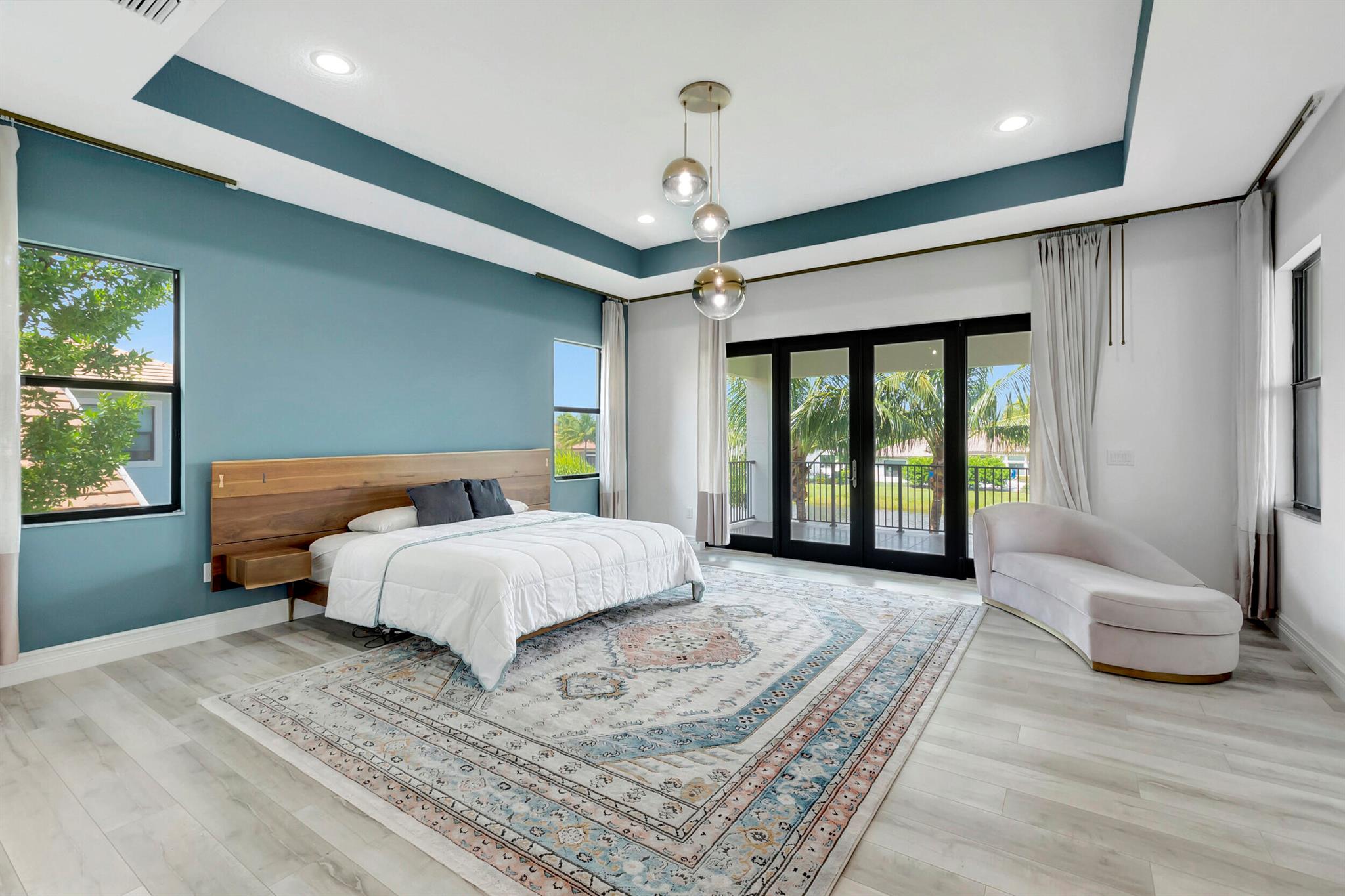 SEVEN BRIDGES - Residential