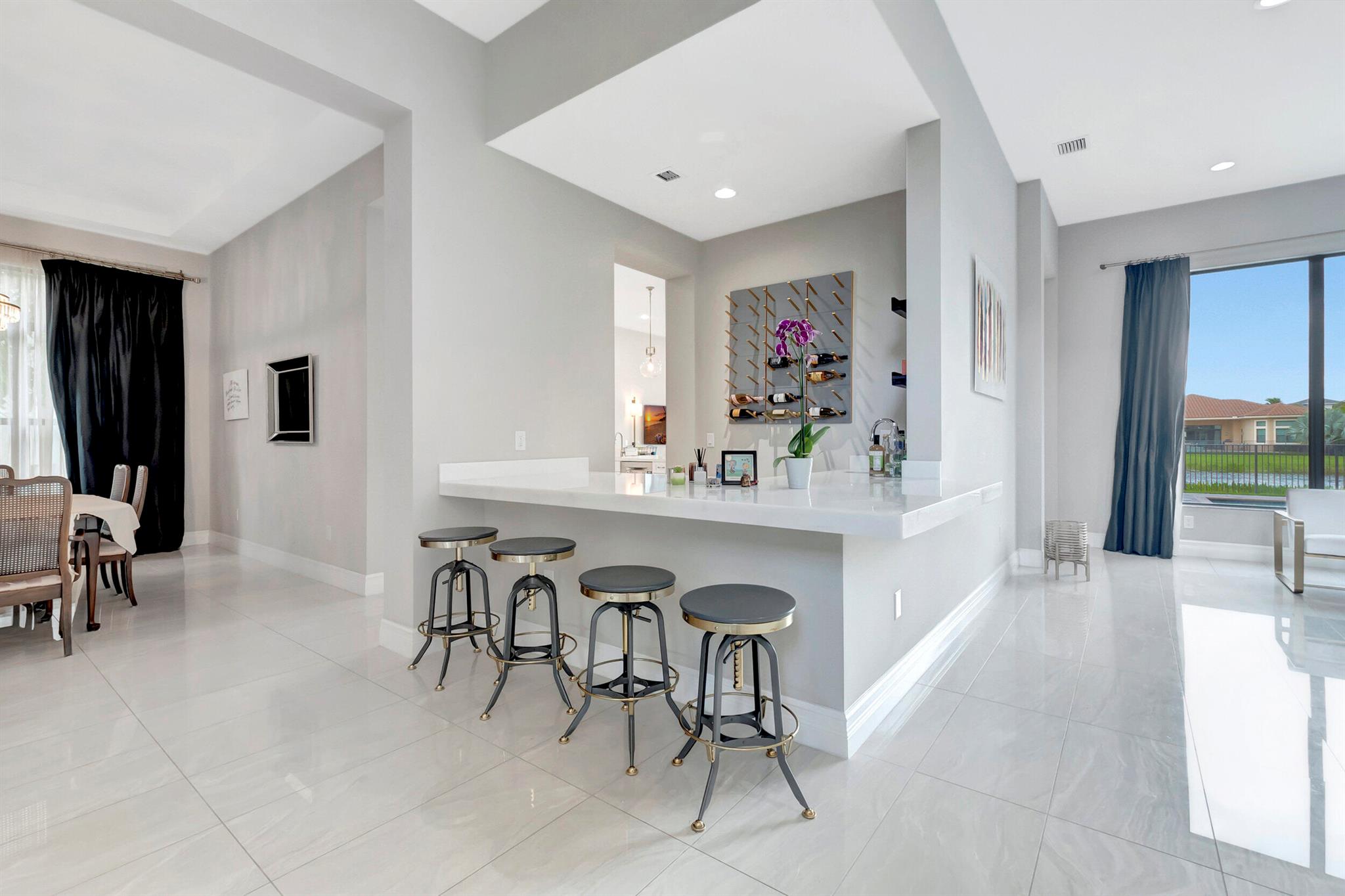 SEVEN BRIDGES - Residential