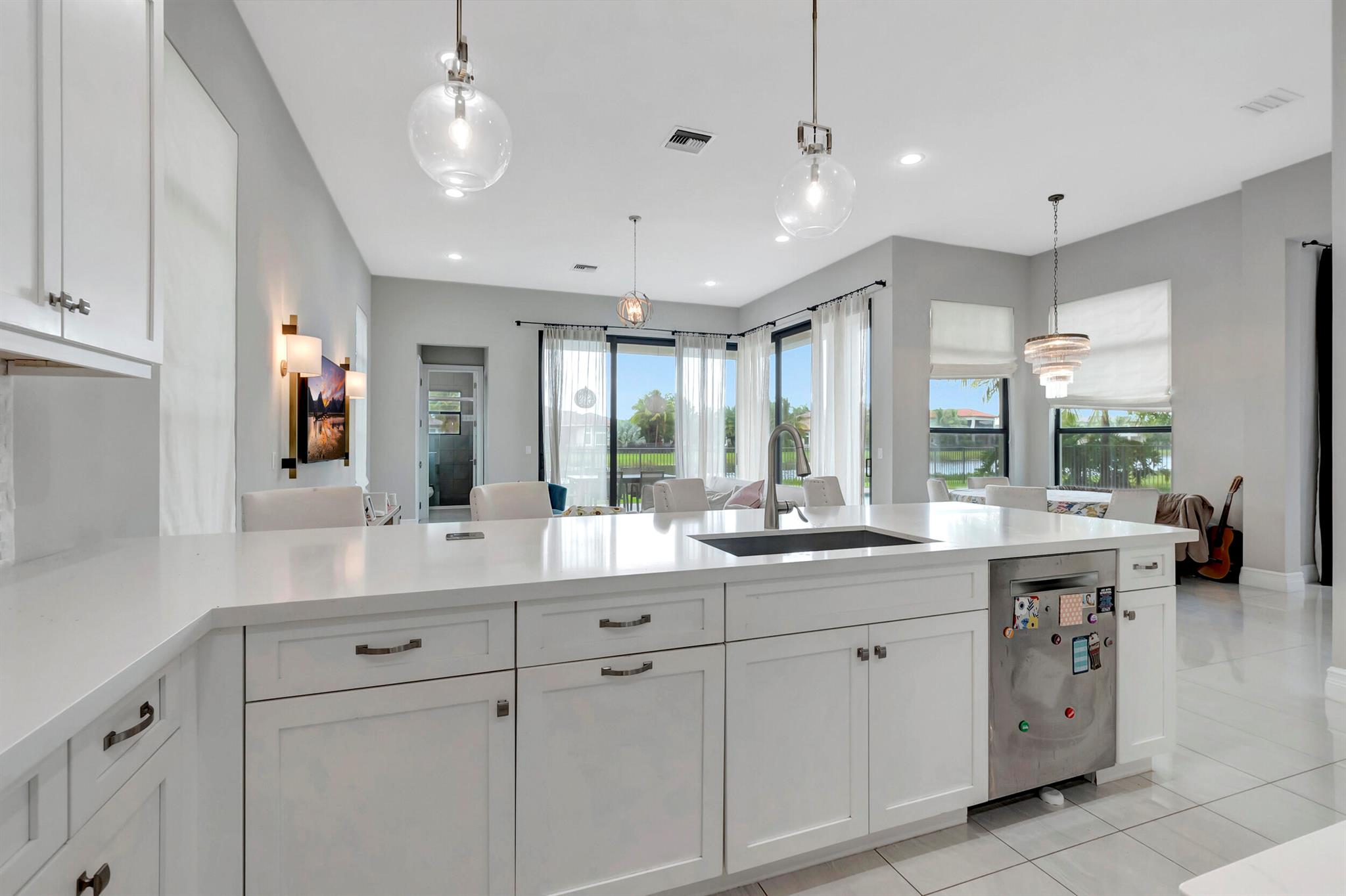 SEVEN BRIDGES - Residential