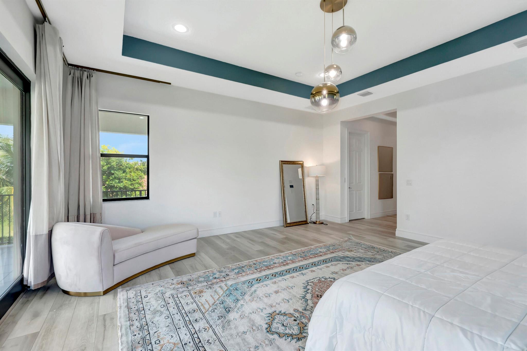 SEVEN BRIDGES - Residential