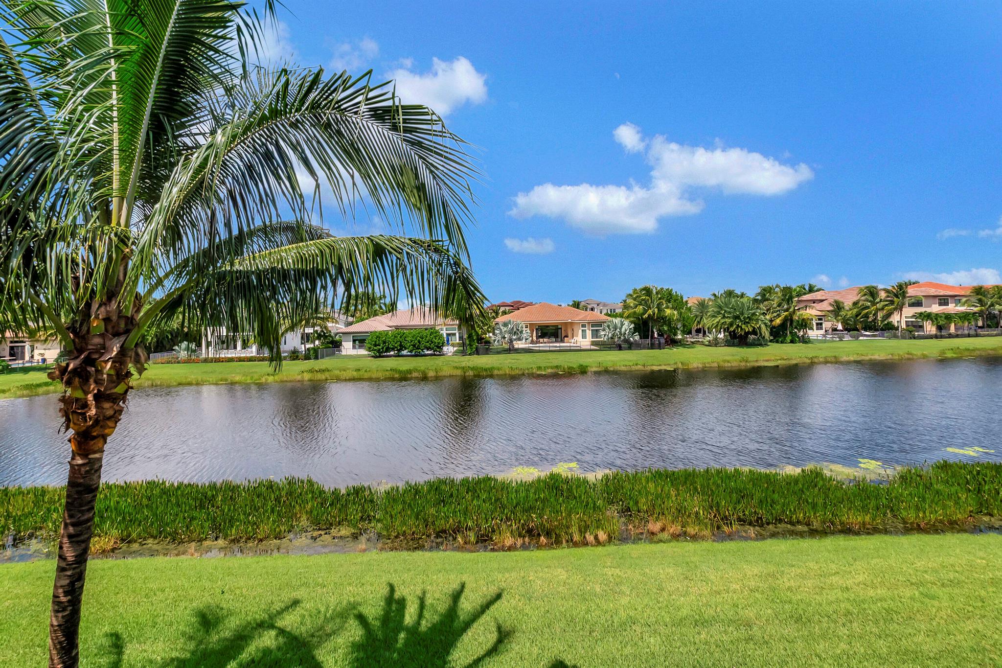 SEVEN BRIDGES - Residential