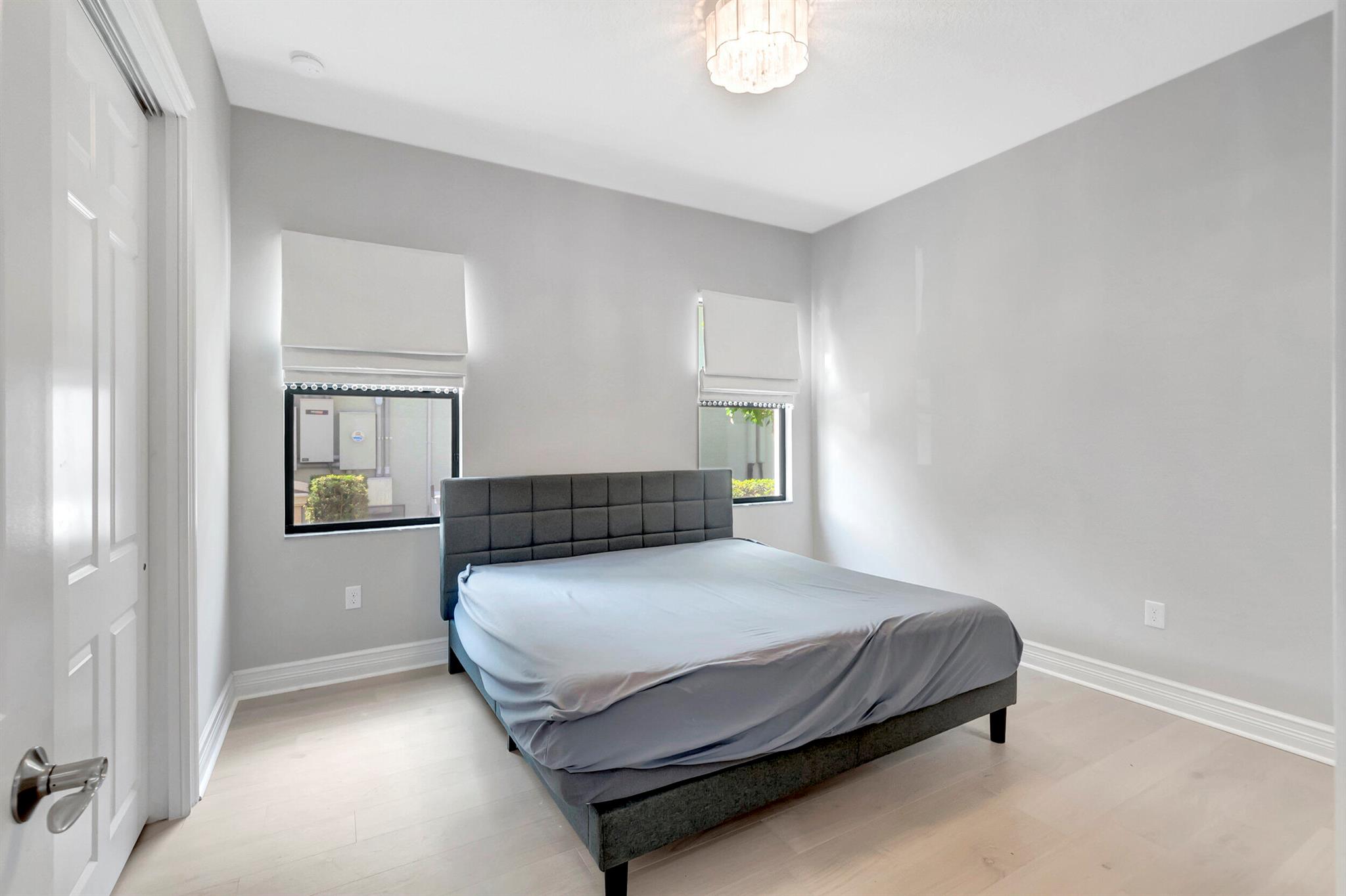 SEVEN BRIDGES - Residential