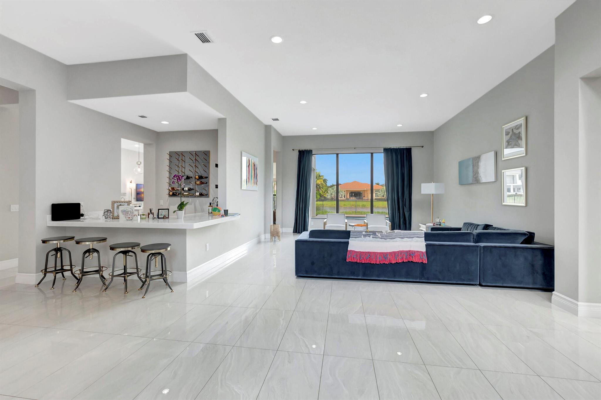 SEVEN BRIDGES - Residential