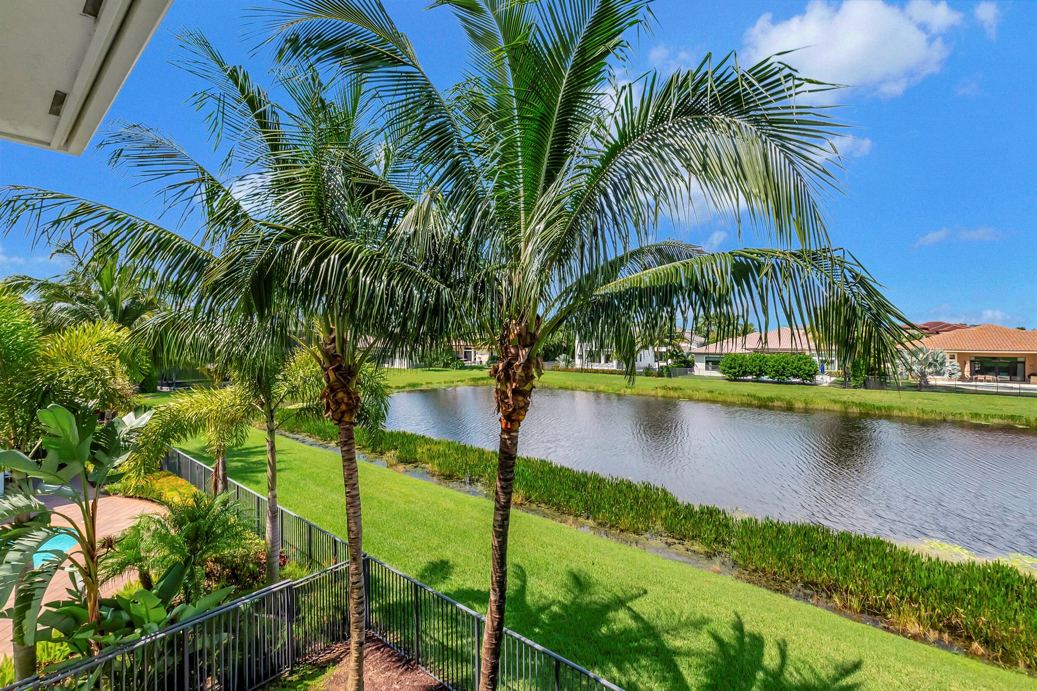 SEVEN BRIDGES - Residential