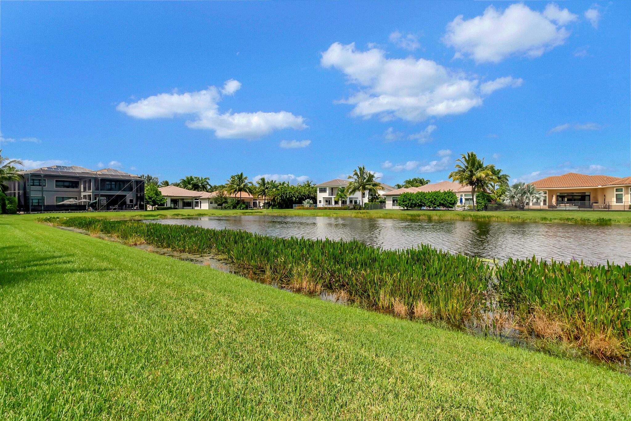SEVEN BRIDGES - Residential