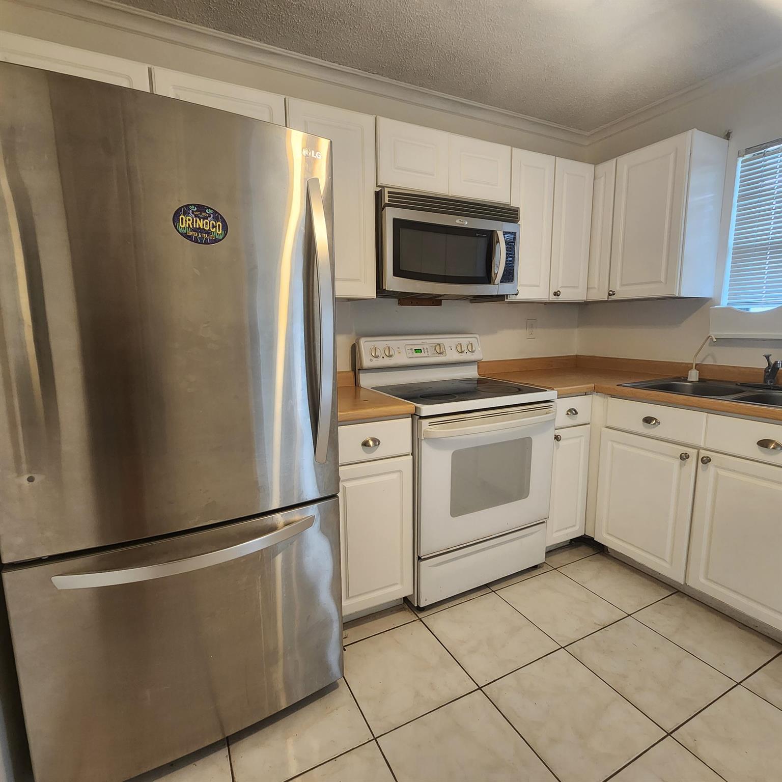 ISLE OF SANDALFOOT CONDO - Residential