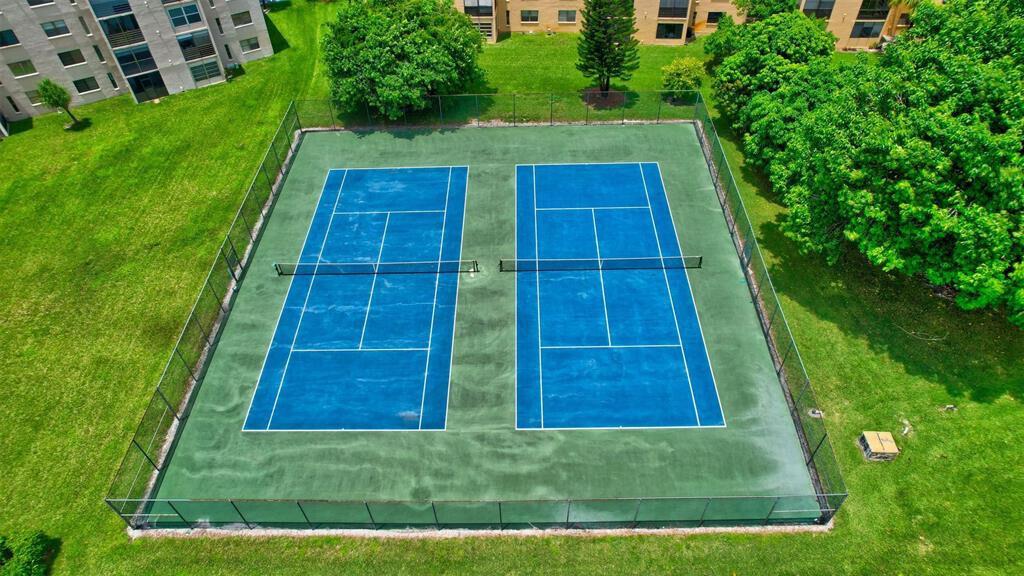 ISLE OF SANDALFOOT CONDO - Residential