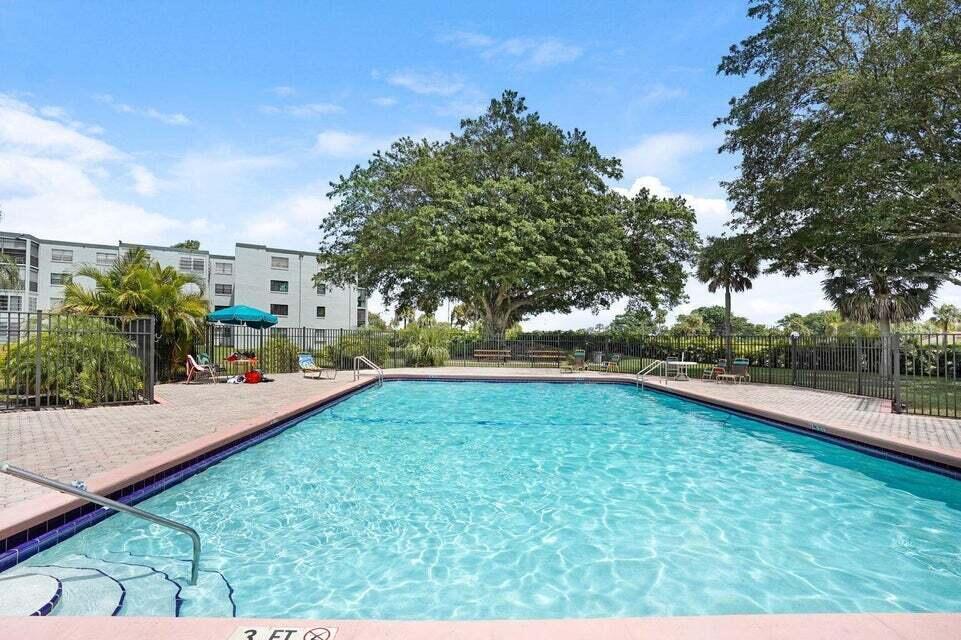 ISLE OF SANDALFOOT CONDO - Residential