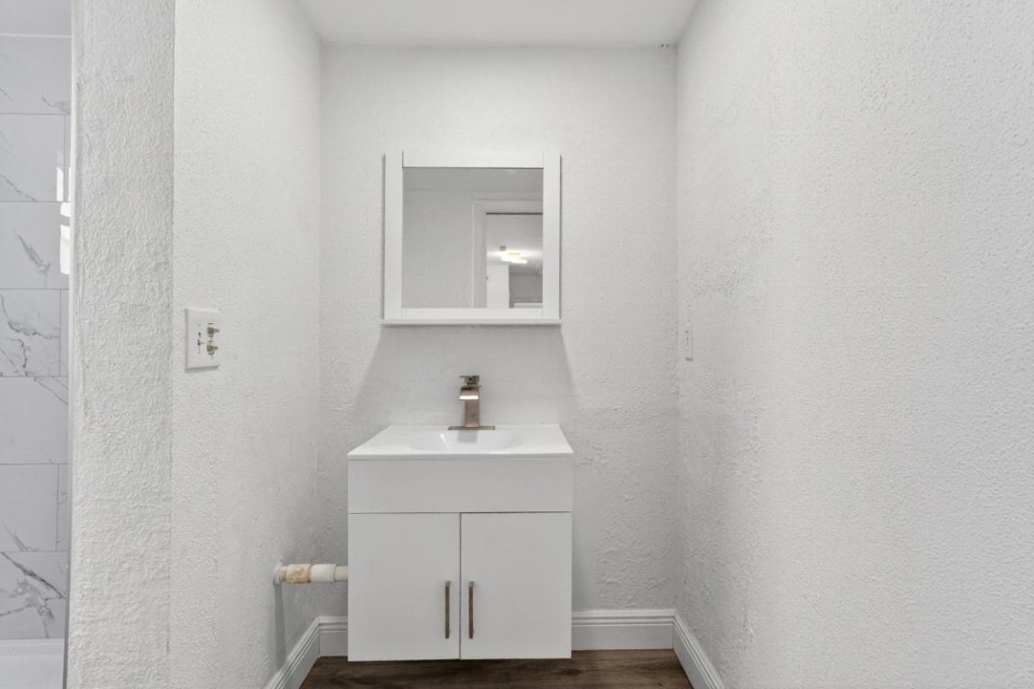 495 SE 8th Street 242