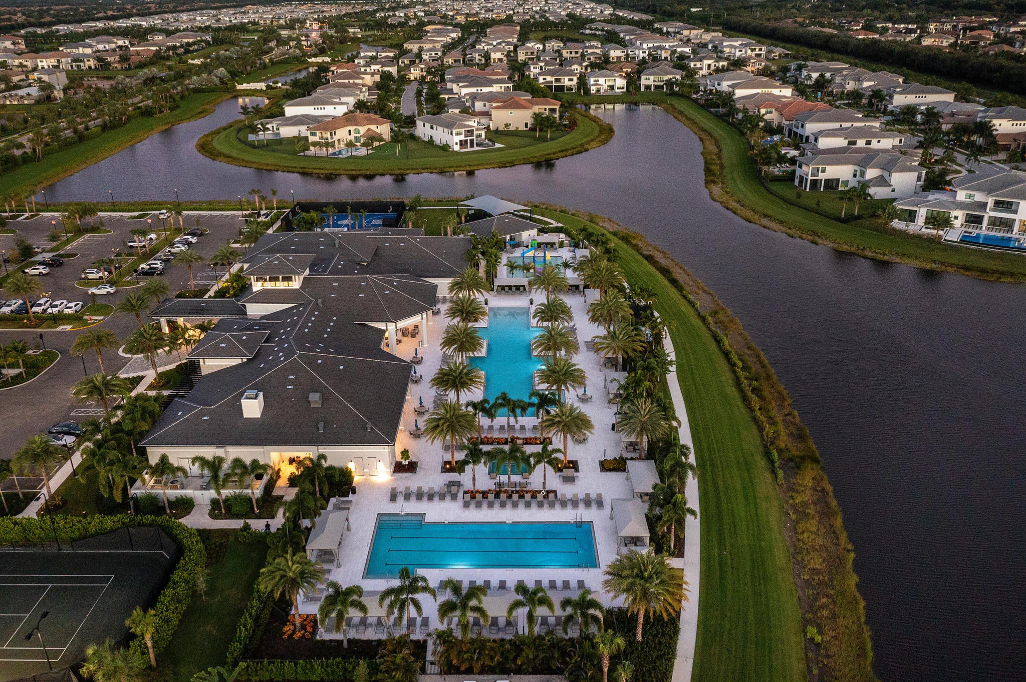 BOCA BRIDGES - Residential