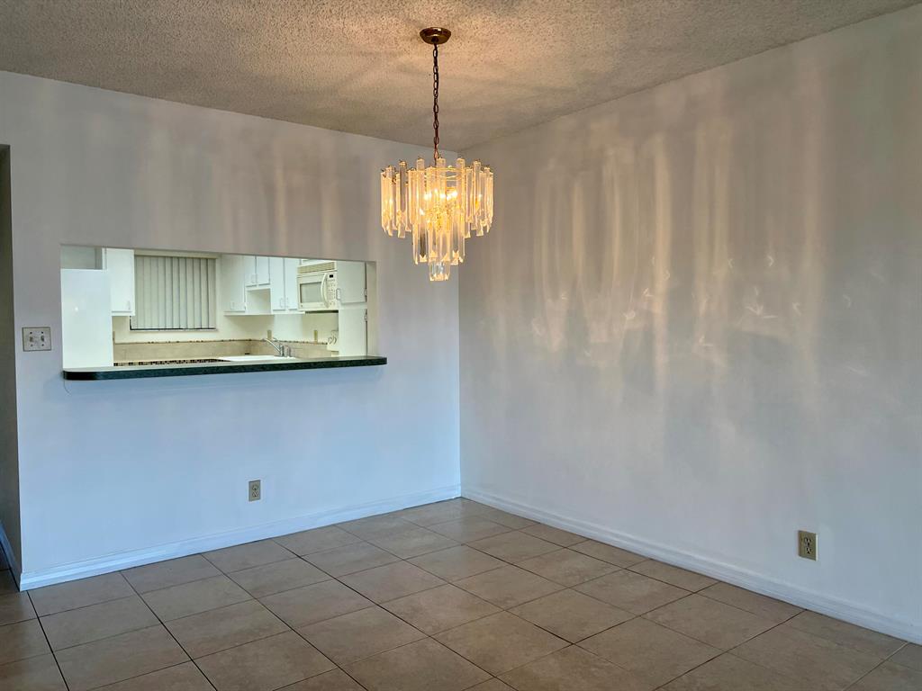 POINCIANA LAKES CONDO - Residential Lease