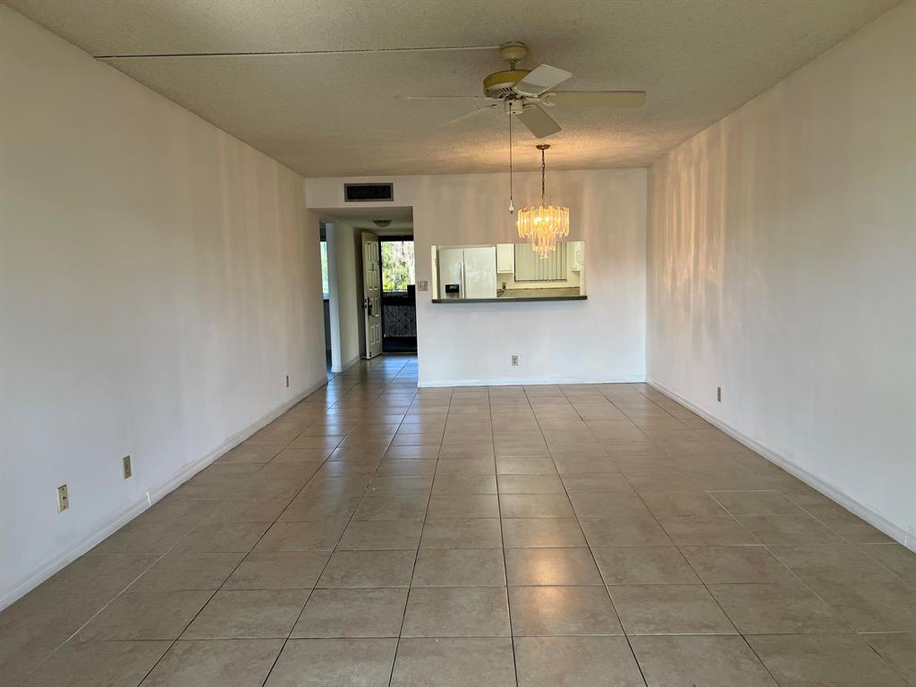 POINCIANA LAKES CONDO - Residential Lease