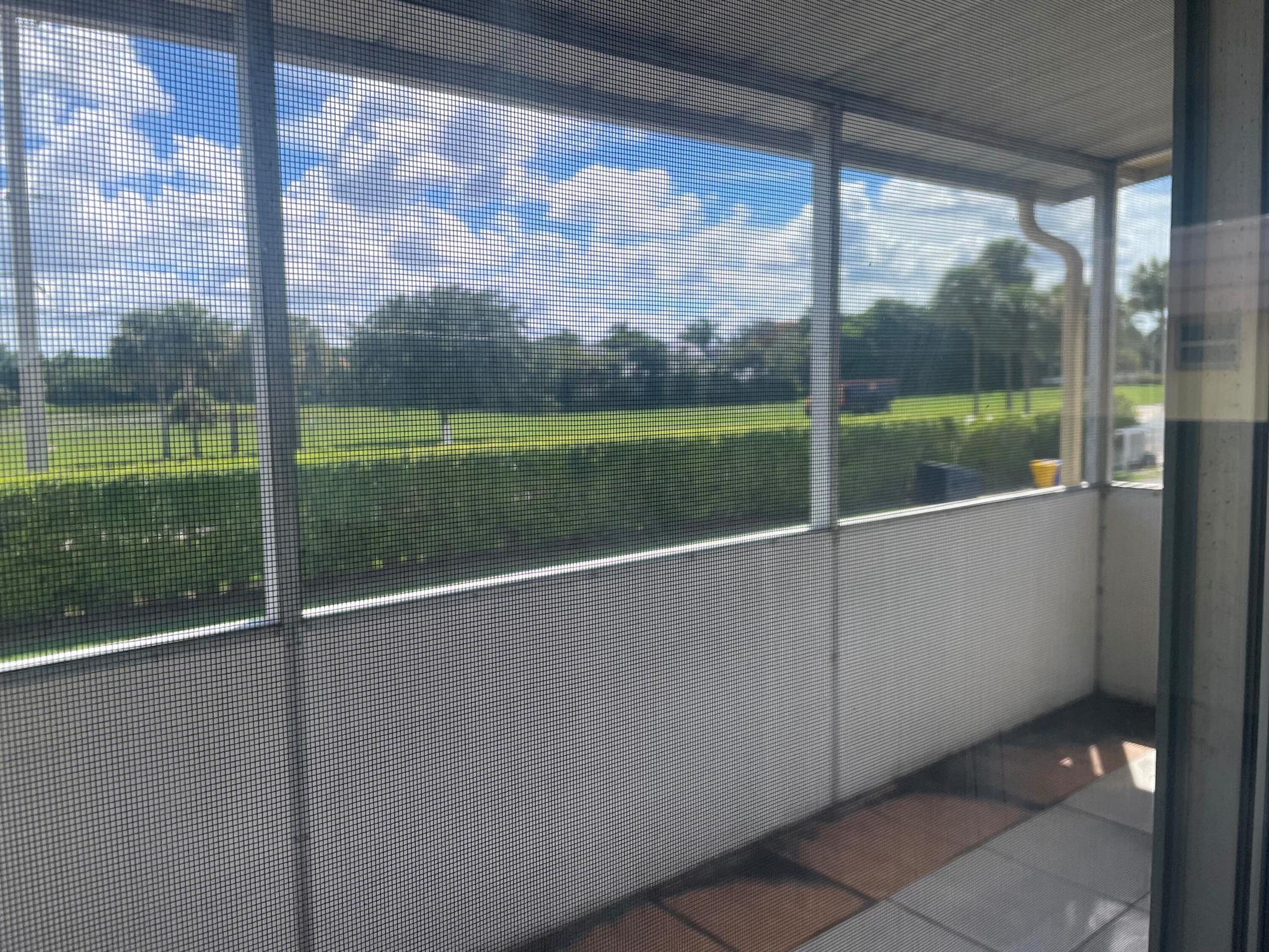 KINGS POINT SAXONY CONDOS - Residential