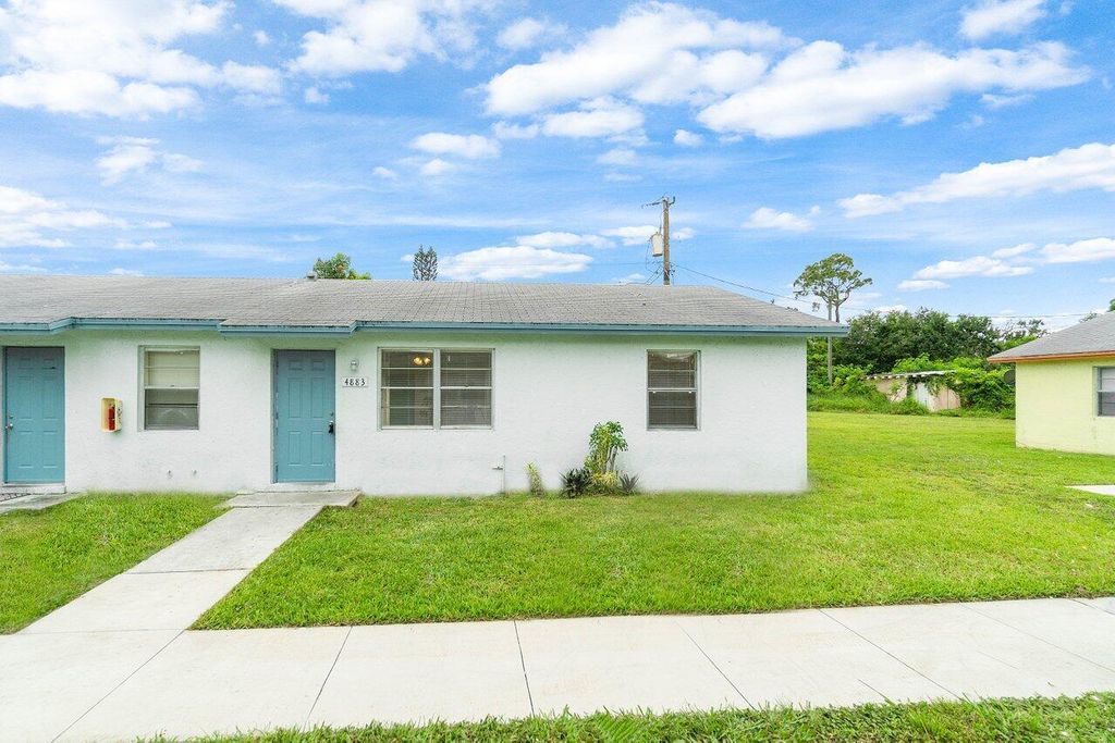 Photo of 4883 Gulfstream Road, Lake Worth, FL 33461 (MLS # R11011950)